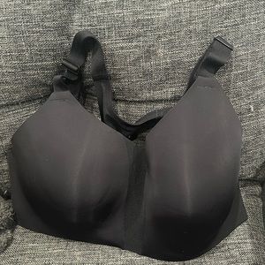 Nike black molded cup padded sports bra 32G